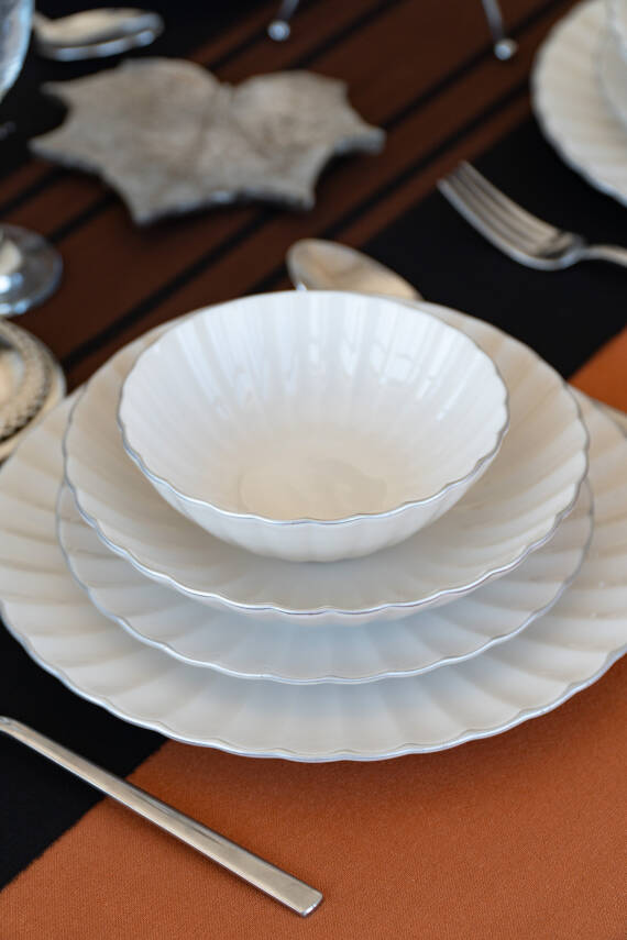 Derya 24 Parça Platin Yaldız 6 Kişilik Porselen Yemek Takımı - 1