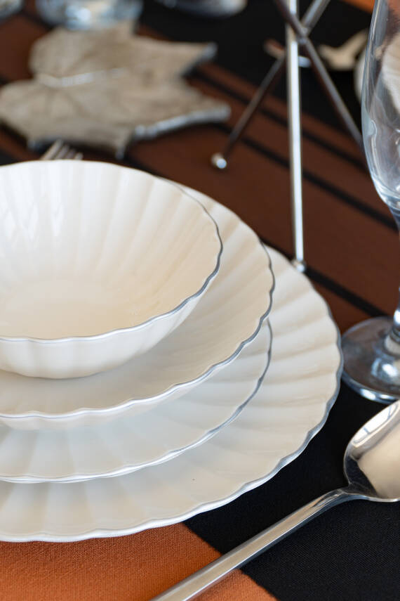 Derya 24 Parça Platin Yaldız 6 Kişilik Porselen Yemek Takımı - 3