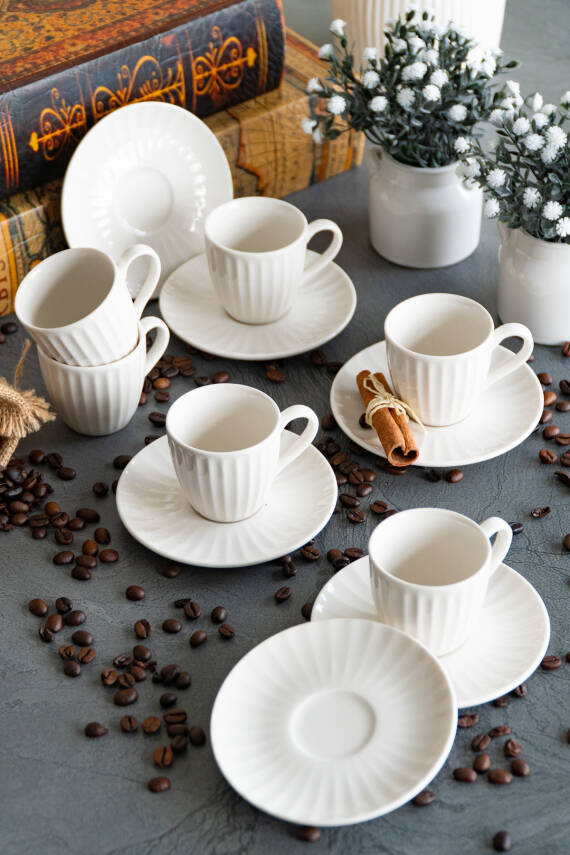Karizma 12 Parça 6 Kişilik Porselen Kahve Fincan Takımı - 1