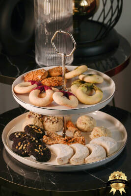 Rüya Platin Yaldız Porselen Kurabiyelik Ve Sunumluk Kırık Beyaz