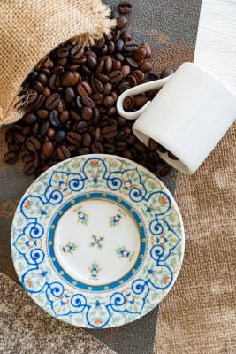 Saraylı 4 Parça 2 Kişilik Porselen Kahve Fincan Takımı