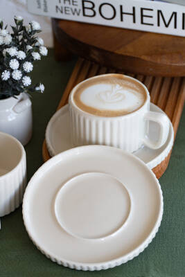 Satürn 4 Parça 2 Kişilik Porselen Çay Fincan Seti